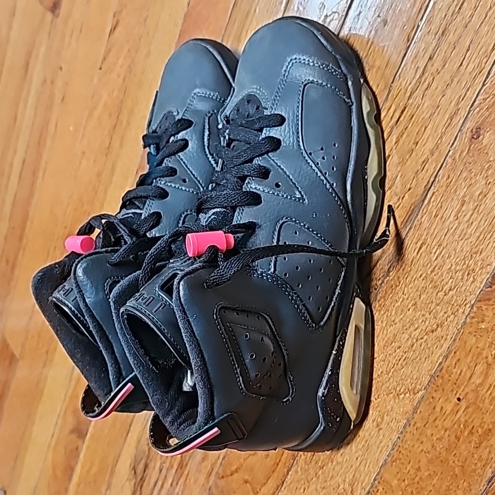 Jordan 6 Hyper Pink